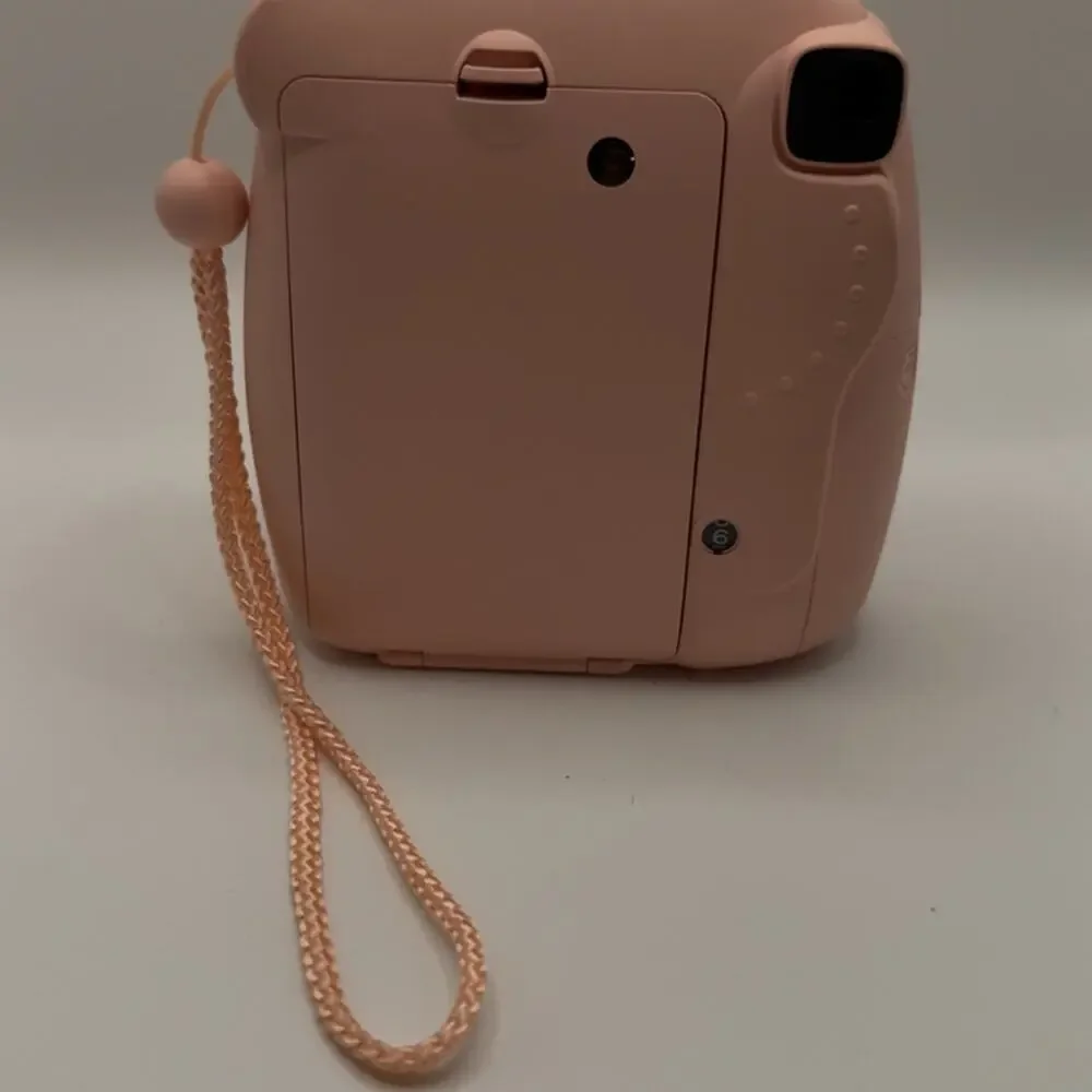 (Z) Fujifilm Instax Mini 9 Instant Camera Blush Pink With Strap and Case